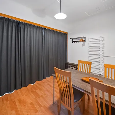 Apartment 2 A 4 Personnes Au Centre Du Village *