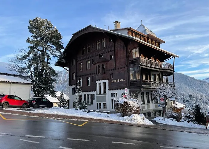 2 A 4 Personnes Au Centre Du Village *