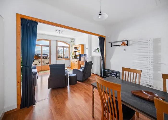 2 A 4 Personnes Au Centre Du Village Appartement *