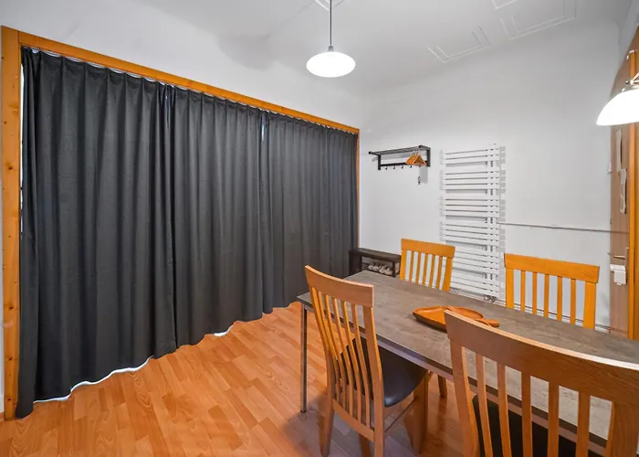 Appartement 2 A 4 Personnes Au Centre Du Village *