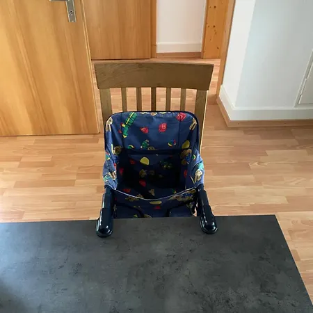 2 à 4 Personnes Au Centre Du Village Appartement